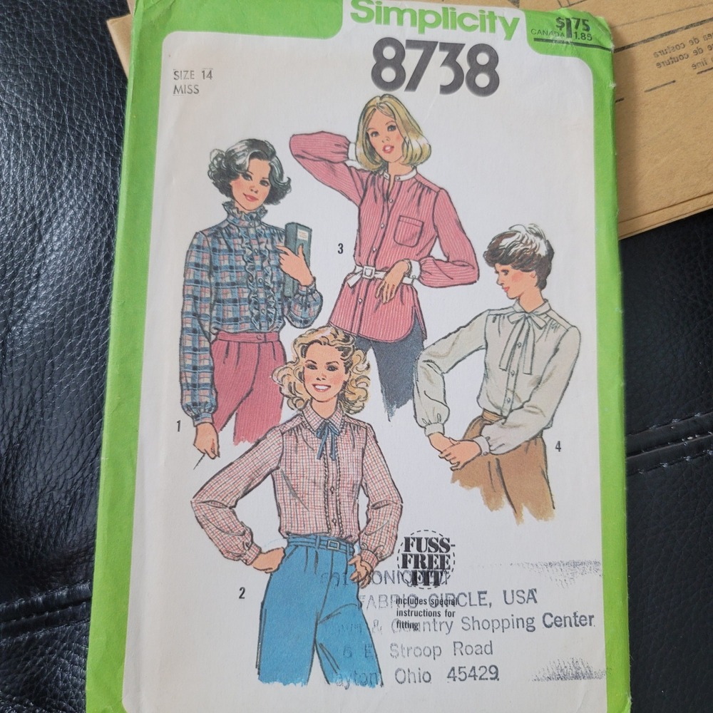 Vintage Simplicity 8738 Sewing Pattern Misses Blouse Ruffle Tie Collar Size 14